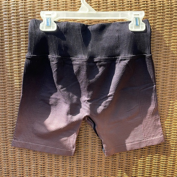 PINK Ombre Bike Shorts - Picture 2 of 4